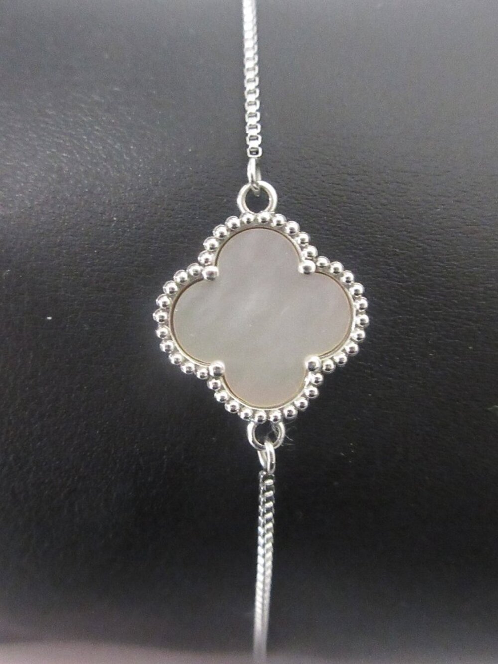 Silver Mama Mother of Pearl Bracelet